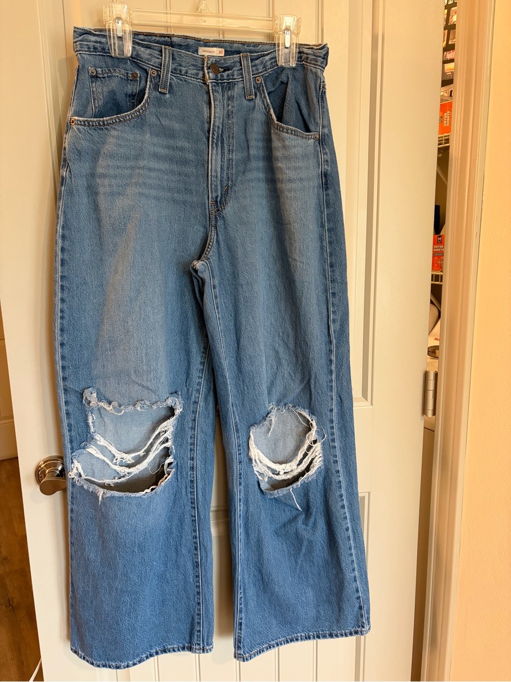 Levi’s Cinch Baggy High Rise Jeans